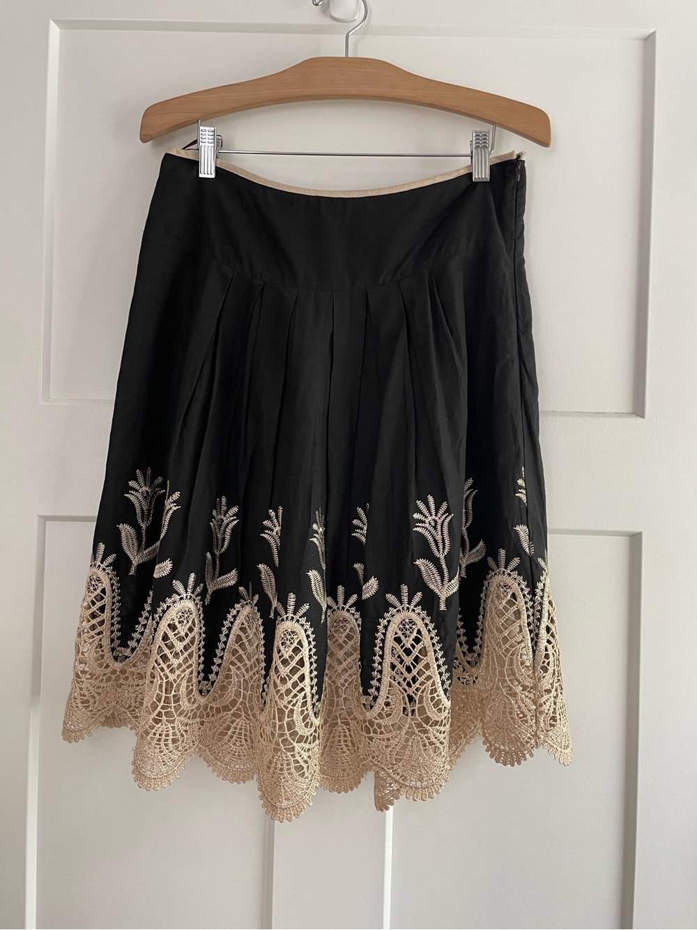 Vintage Black Cotton Maxi Skirt Crochet Lace Hem Embroidered Boho Y2K - Picture 9 of 9